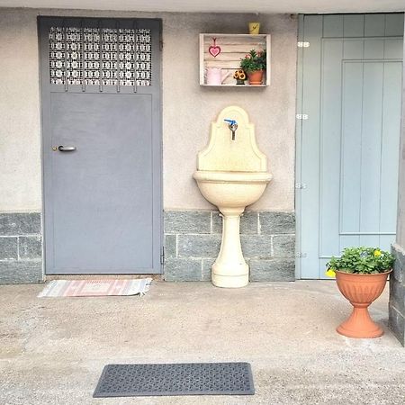 A Casa Di Clementina Διαμέρισμα Raffa Εξωτερικό φωτογραφία