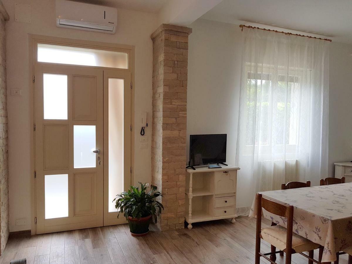 A Casa Di Clementina Διαμέρισμα Raffa Εξωτερικό φωτογραφία