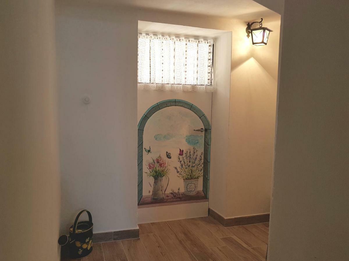 A Casa Di Clementina Διαμέρισμα Raffa Εξωτερικό φωτογραφία